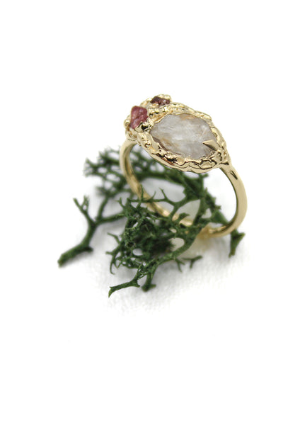 umba yellow sapphire ring raw crystal jewelry alternative bridal fox and stone